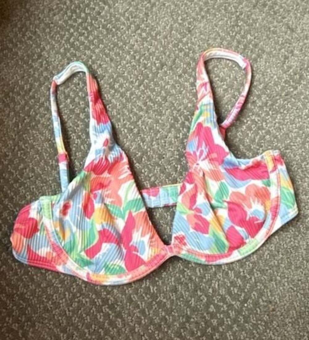Hollister Ribbed Floral Underwire Bikini Top
